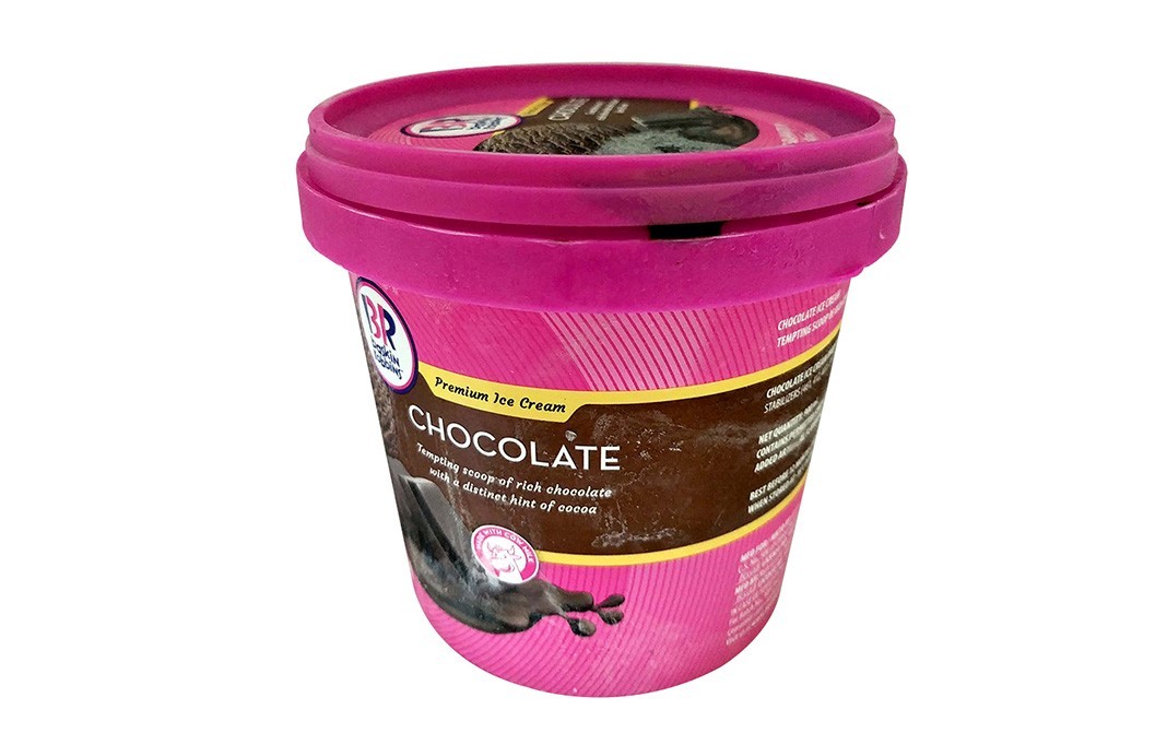 Baskin Robbins Premium Ice Cream Chocolate   Pack  900 millilitre